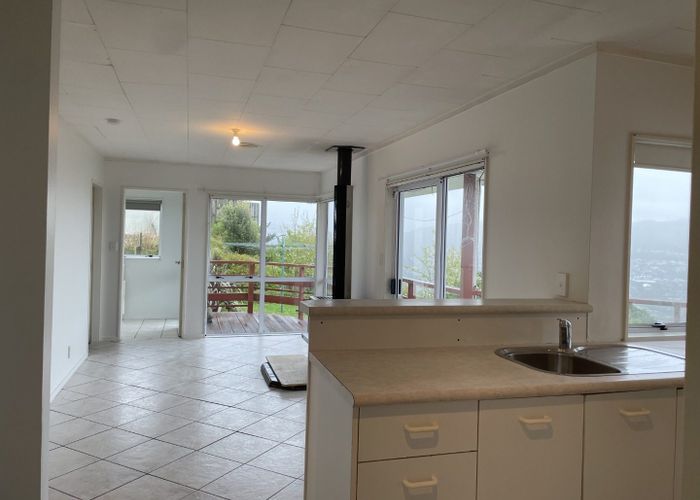  at 6 Maraval Crescent, Grenada Village, Wellington, Wellington