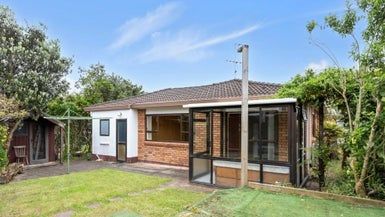  at 9/116 Titirangi Road, New Lynn, Auckland