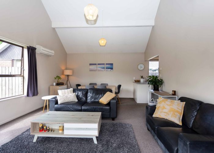  at 60b McFaddens Road, St. Albans, Christchurch City, Canterbury