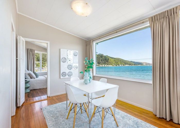  at 609 Marine Drive, Days Bay, Lower Hutt, Wellington