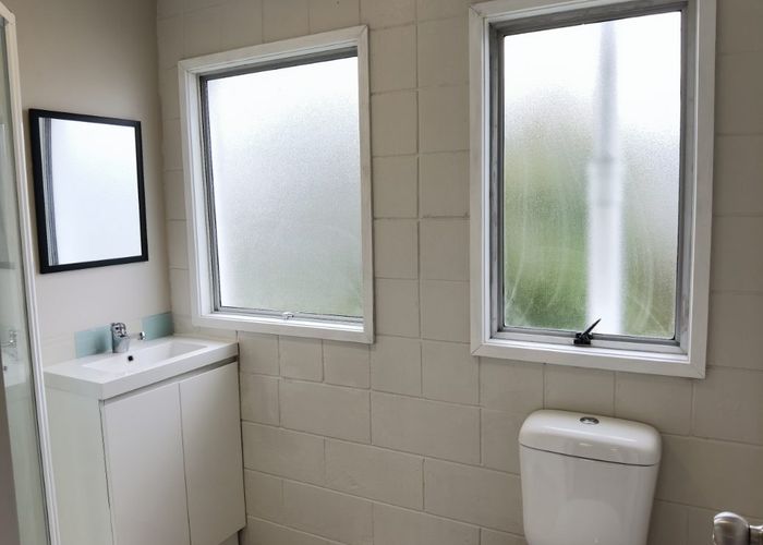  at 2/45 Bernard Street, Mount Wellington, Auckland City, Auckland