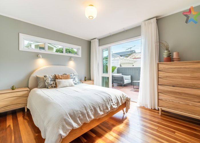  at 5 Maire Street, Eastbourne, Lower Hutt