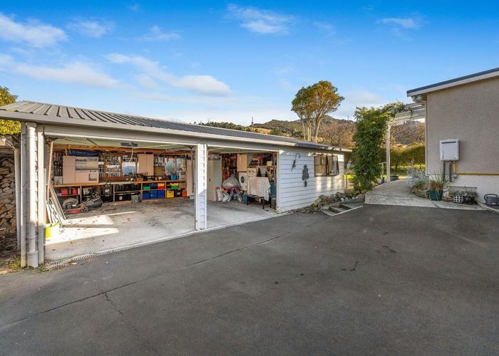  at 33 Fairview Terrace, Sawyers Bay, Dunedin