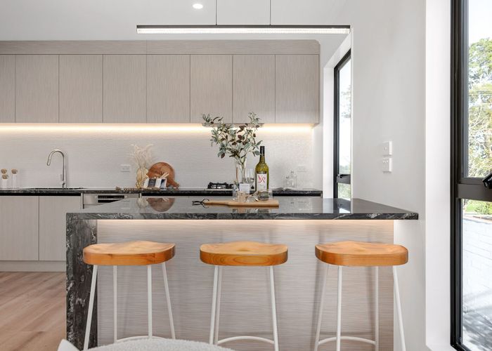  at 2/1082 River Road, Queenwood, Hamilton, Waikato