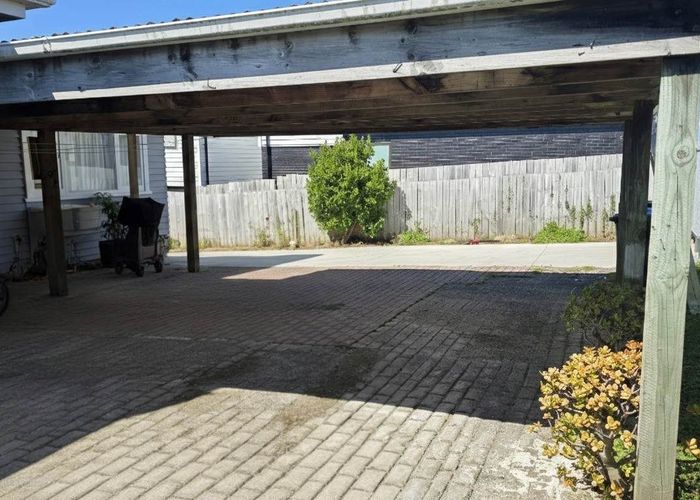  at 183 White Swan Road, Mount Roskill, Auckland City, Auckland