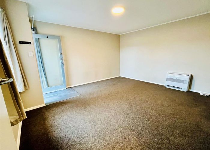  at 4/174 Rosebank Road, Avondale, Auckland City, Auckland