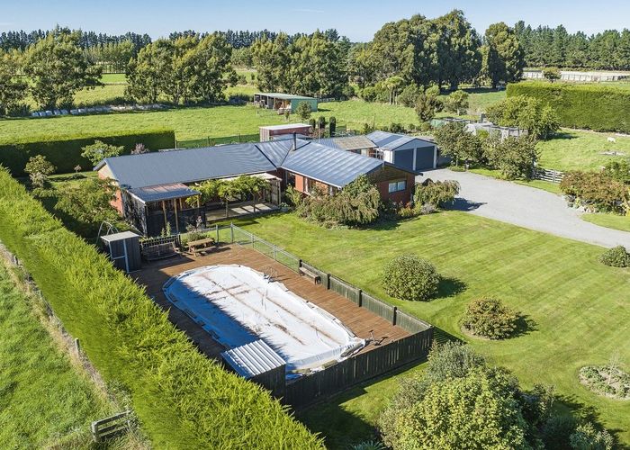  at 32 Warrens Road, Greendale, Darfield