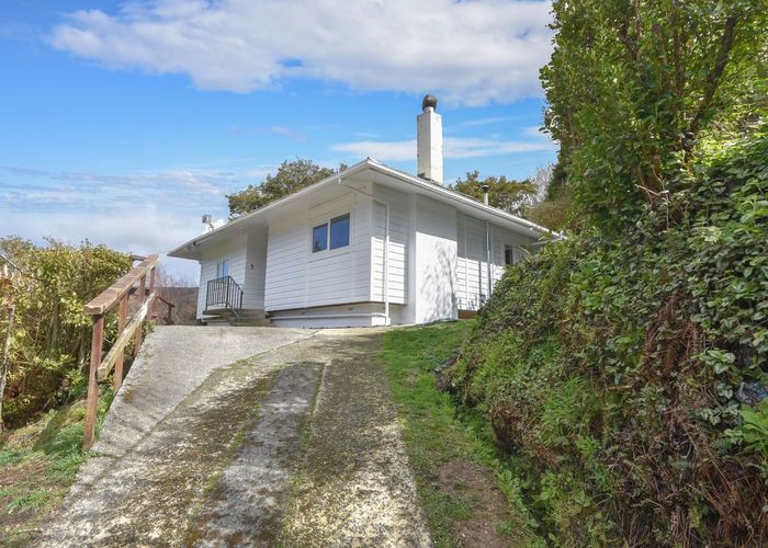  at 11 Morepork Lane, Waipori Falls, Outram