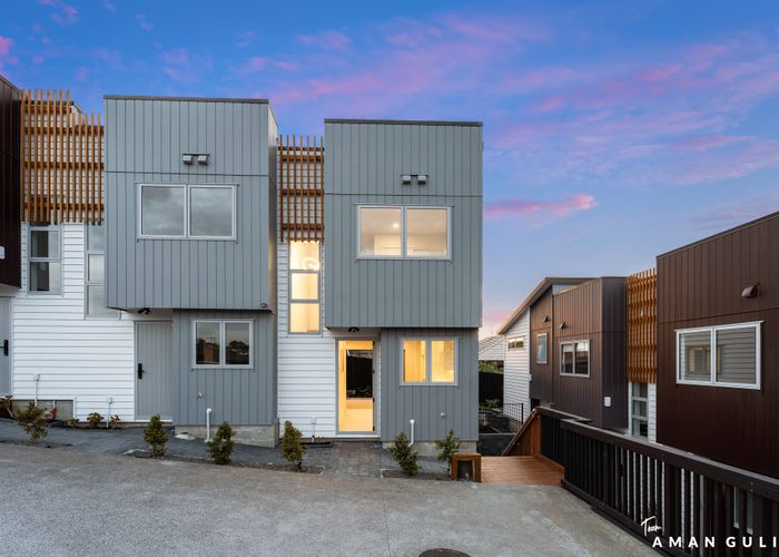  at 10/24 Mili Way, Ranui, Auckland