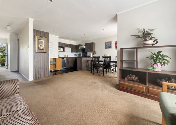  at 6/351 West Coast Road, Glen Eden, Auckland