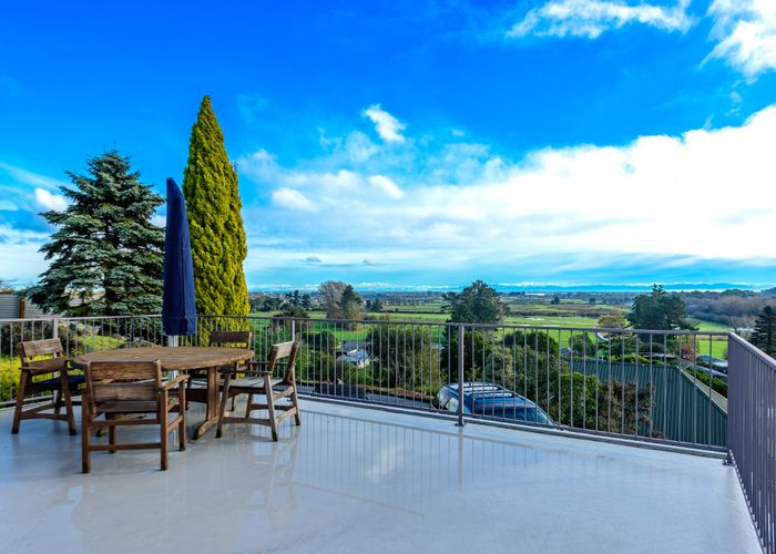  at 411 Cashmere Road, Westmorland, Christchurch City, Canterbury