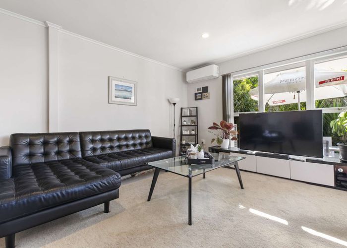  at 4/0 Liverpool Street, Royal Oak, Auckland