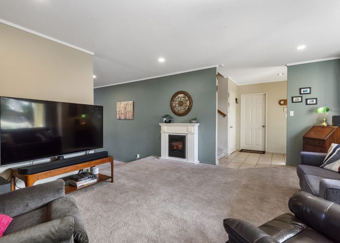  at 31B Taroka Close, Pinehill, Auckland