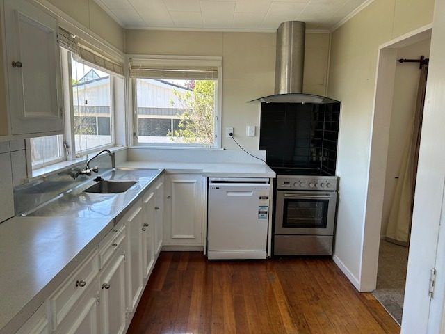  at 11 Vaucluse Avenue, Paraparaumu Beach, Kapiti Coast, Wellington