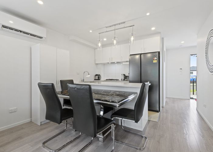  at 83 Thomas Road, Flat Bush, Manukau City, Auckland