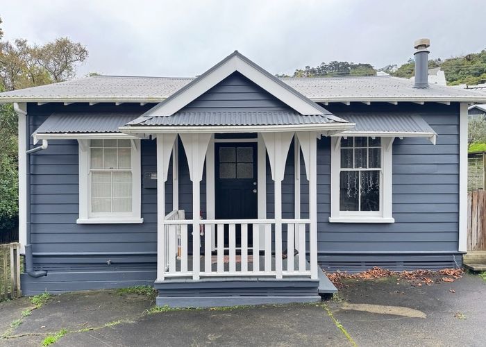  at 7 Omar Street, Khandallah, Wellington, Wellington