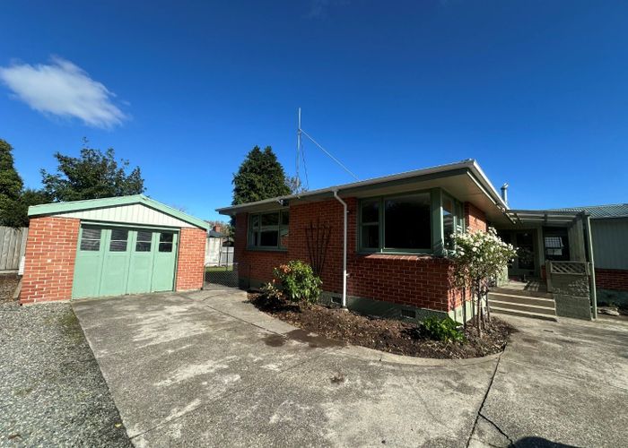  at 39 Gladstone Terrace, Gladstone, Invercargill