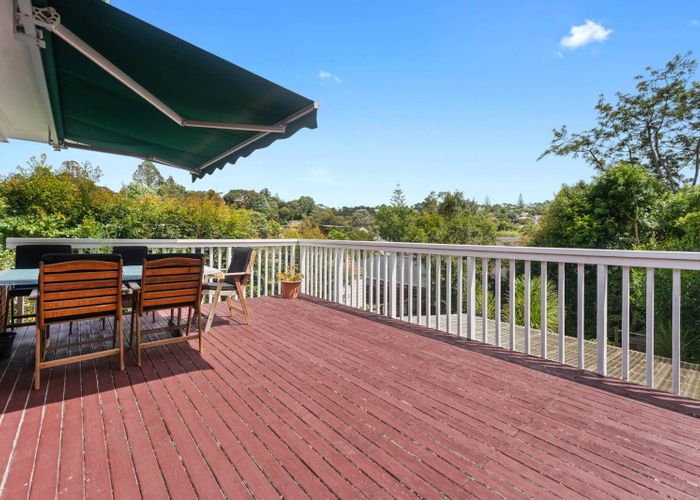  at 2/85 Stredwick Drive, Torbay, North Shore City, Auckland