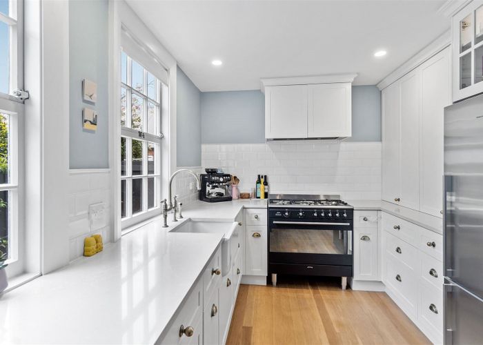  at 10/142 Rugby Street, Merivale, Christchurch