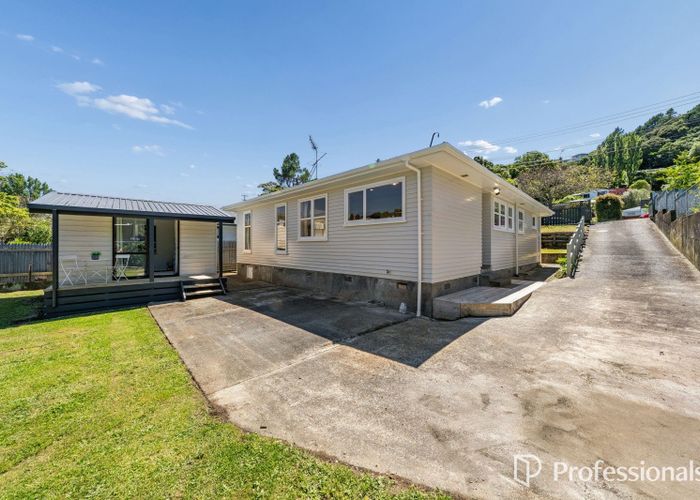  at 90 Thomas Street, Stokes Valley, Lower Hutt, Wellington