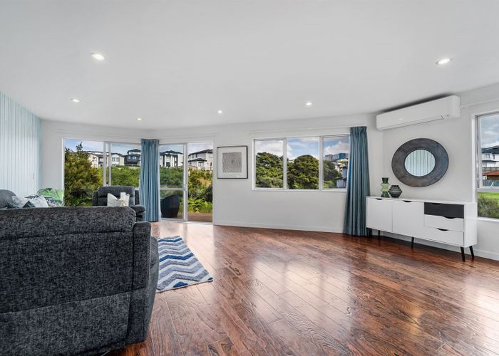  at 25 Ballyboe Place, Pinehill, Auckland