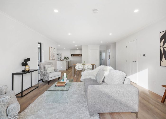  at Lot 4-6/12 Kurnell Drive, Botany Downs, Manukau City, Auckland