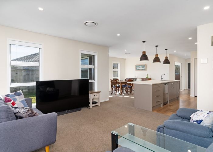  at 11 Maple Grove, Solway, Masterton