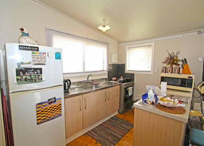  at 2/4 Kenmore Street, Westown, New Plymouth, Taranaki