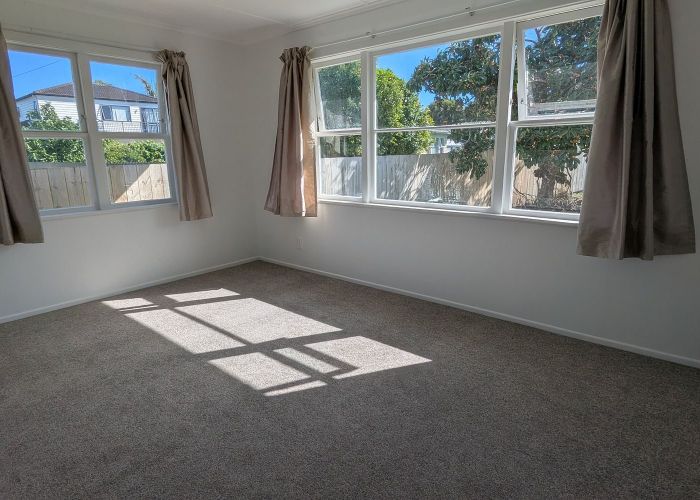  at 1 Dampier Street, Avondale, Auckland City, Auckland