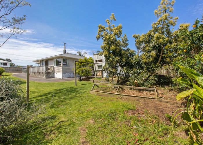  at 142 Pioneer Road, Spotswood, New Plymouth
