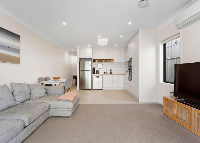  at 20 Orona Place, Conifer Grove, Papakura, Auckland