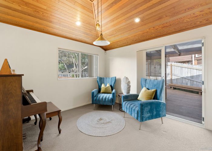  at 7 Delamare Court, Sunnynook, North Shore City, Auckland