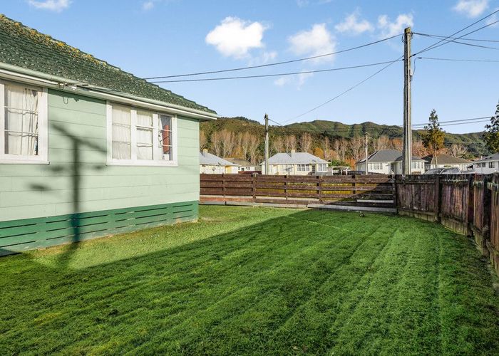  at 18 Mayo Grove, Naenae, Lower Hutt, Wellington
