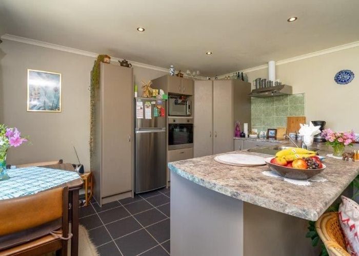  at 13 Kennard Crescent, Karitane, Waikouaiti