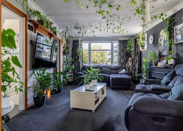  at 102 Rugby Street, Awapuni, Palmerston North, Manawatu / Whanganui