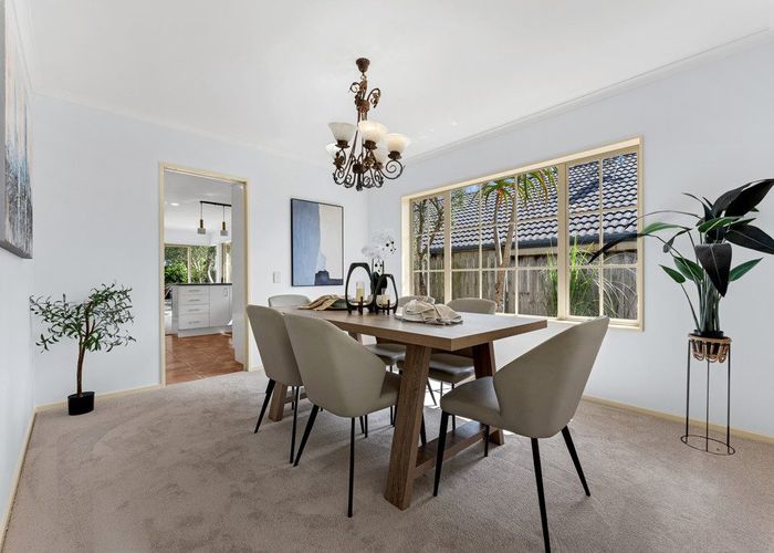  at 9 Maybole Drive, Flat Bush, Auckland