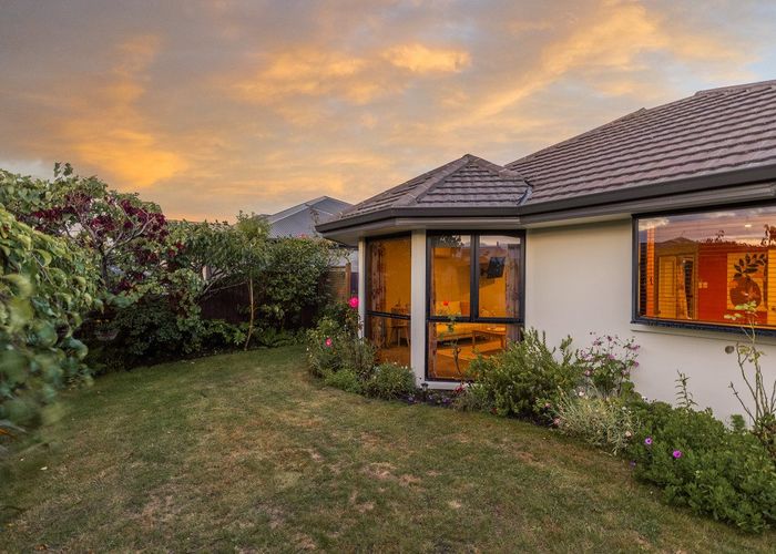  at 16 Aston Drive, Waimairi Beach, Christchurch City, Canterbury