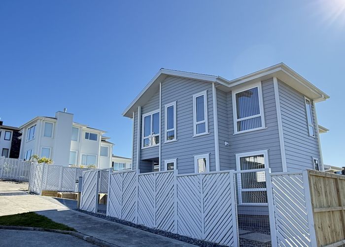  at 10 Richard Hill Close, Fairview Heights, North Shore City, Auckland