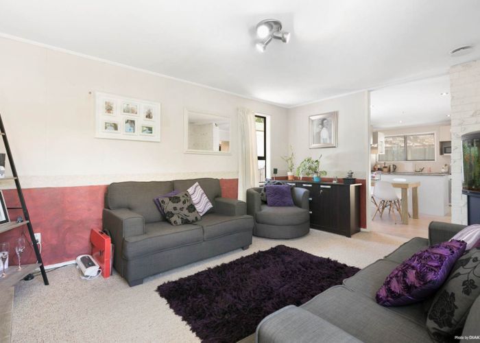  at 55 Oaktree Avenue, Browns Bay, Auckland