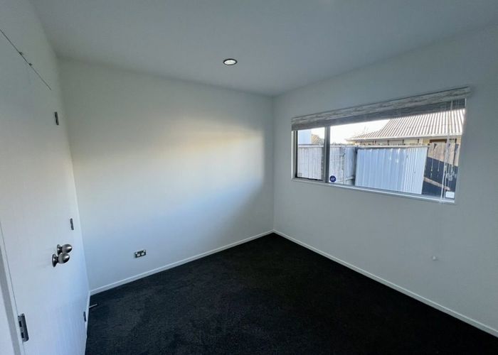  at 2/48A Taharoto Road, Takapuna, North Shore City, Auckland