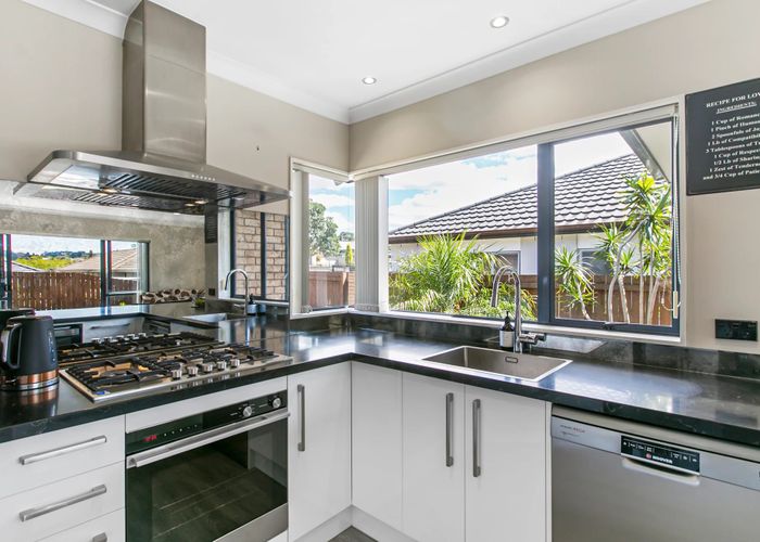  at 22 Nanleen Rise, Manurewa, Manukau City, Auckland