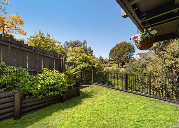  at 18A Rapallo Place, Farm Cove, Manukau City, Auckland