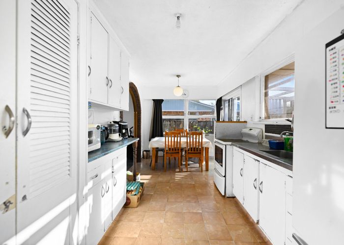  at 18 & 18A Chelmsford Street, Silverdale, Hamilton, Waikato
