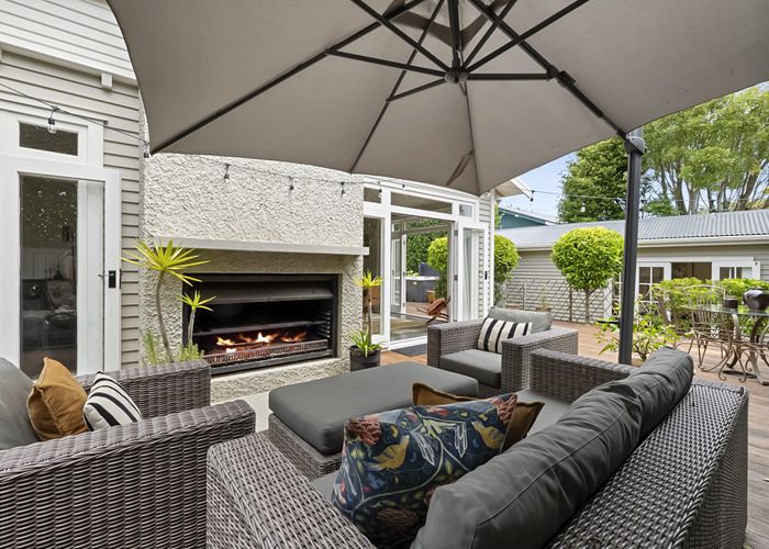  at 15 Holsworthy Road, Vogeltown, New Plymouth, Taranaki