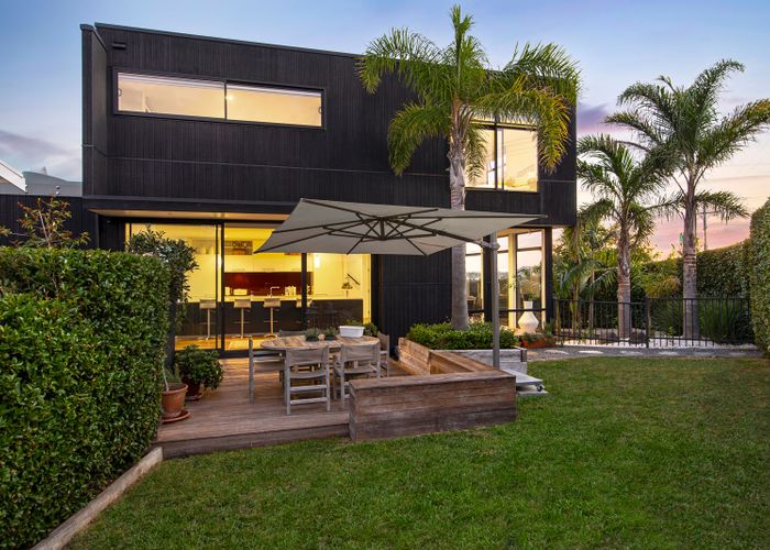  at 1 California Place, Glendowie, Auckland