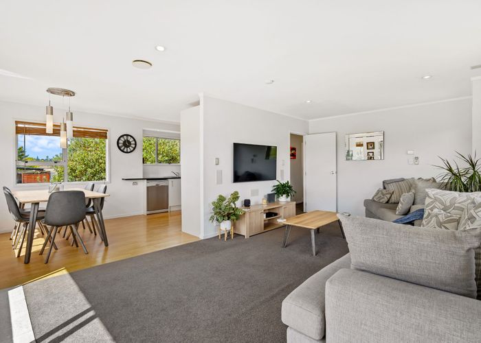  at 16 Arlette Place, Massey, Auckland