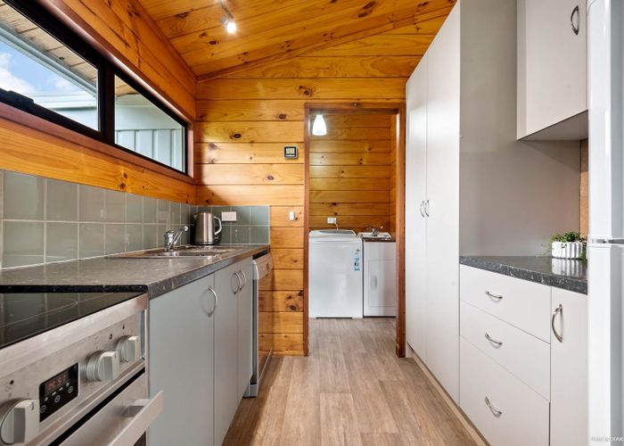  at 223 Logan Road, Buckland