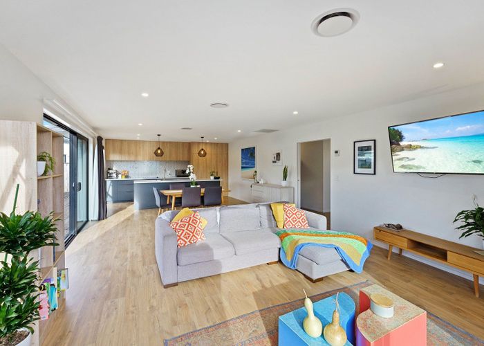  at 14 Seagrass Place, Otaki Beach, Otaki