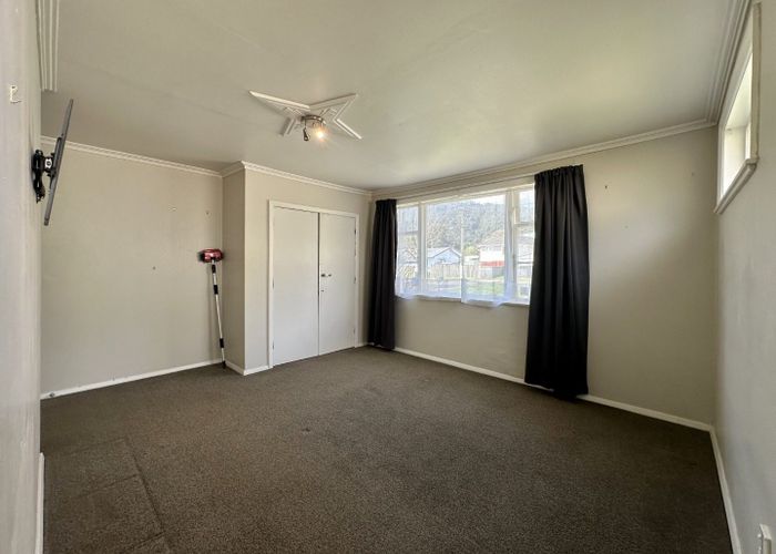  at 23 Kereru Grove, Stokes Valley, Lower Hutt, Wellington