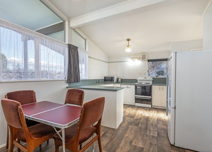  at 4 John F Kennedy Drive, Milson, Palmerston North